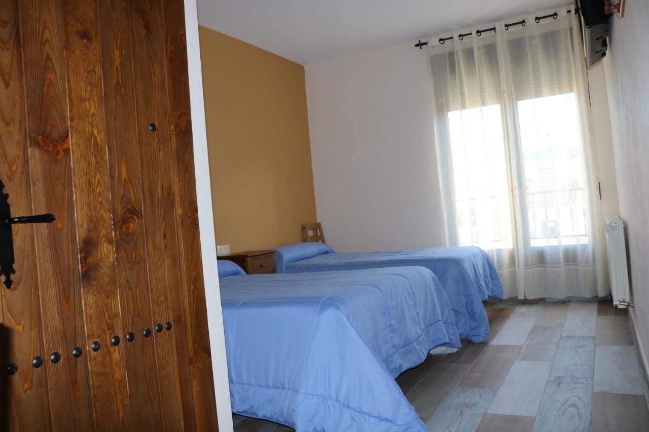 Casa Rural "La Cerecera" Los Navalucillos Екстериор снимка