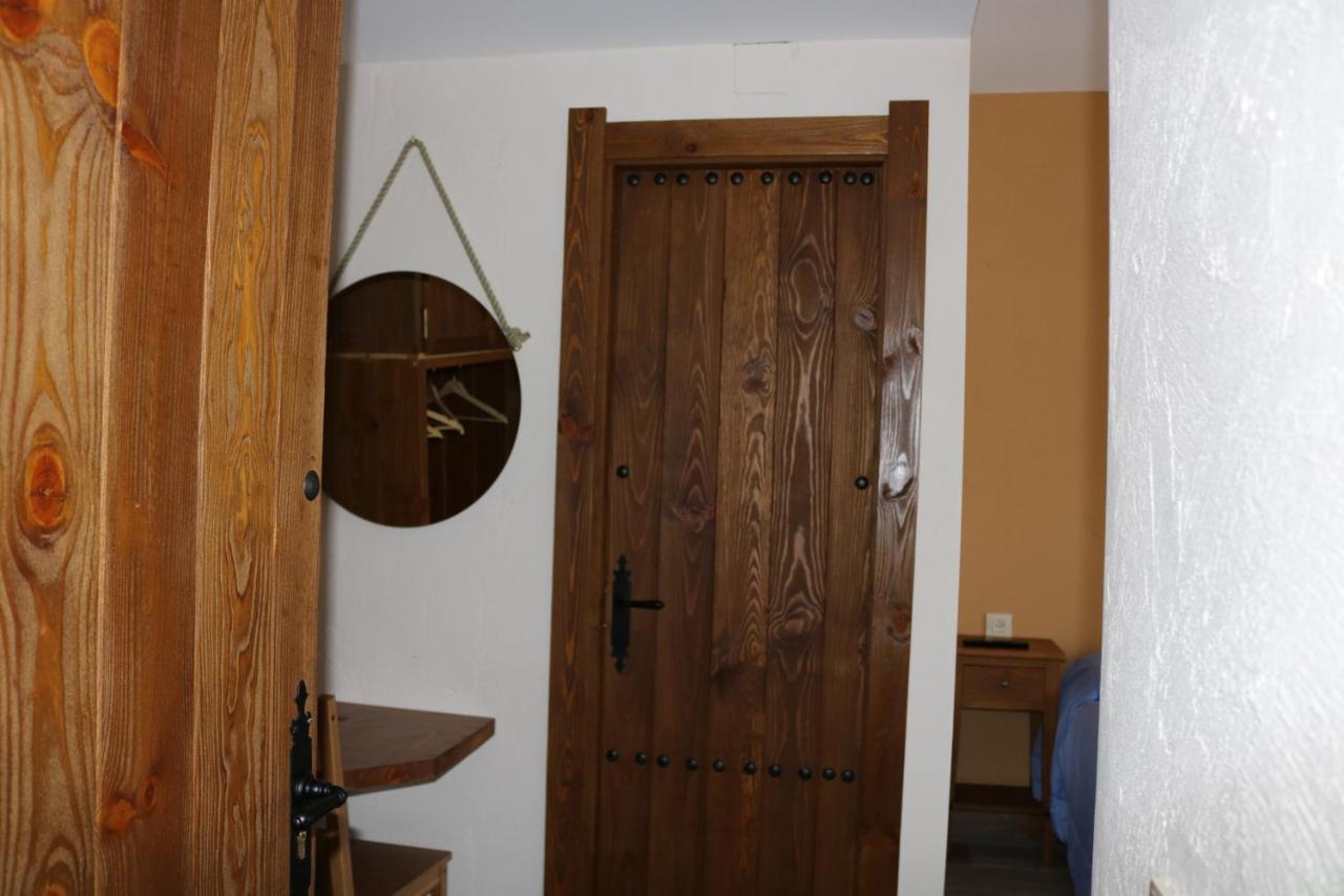 Casa Rural "La Cerecera" Los Navalucillos Екстериор снимка