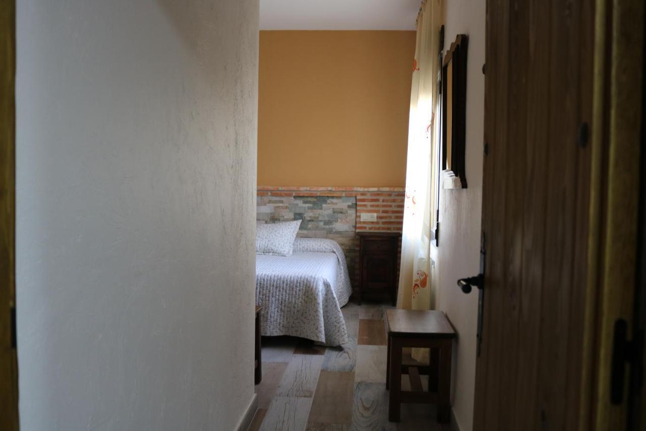 Casa Rural "La Cerecera" Los Navalucillos Екстериор снимка