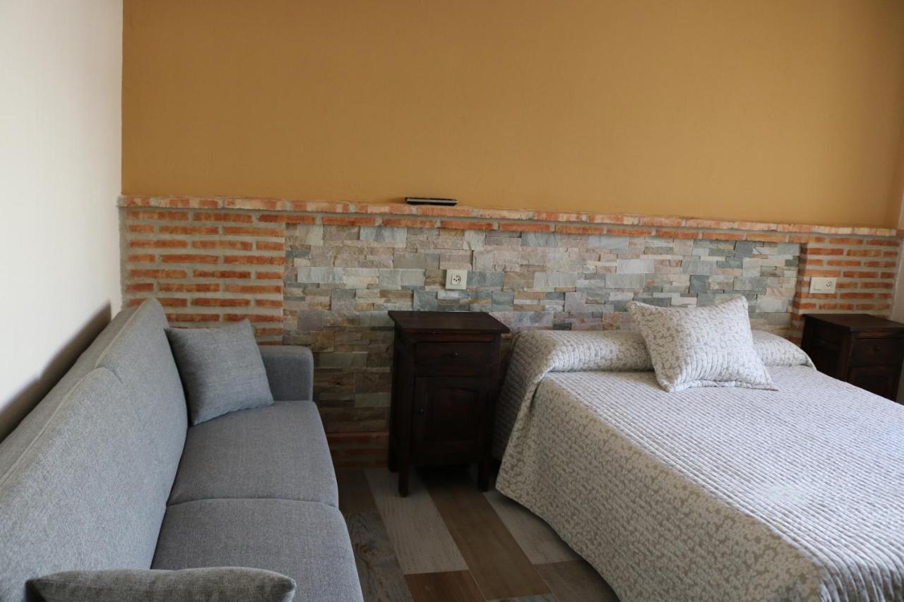Casa Rural "La Cerecera" Los Navalucillos Екстериор снимка