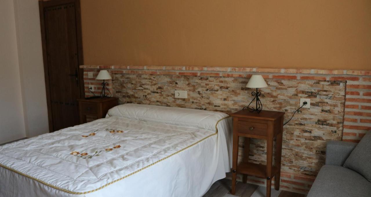 Casa Rural "La Cerecera" Los Navalucillos Екстериор снимка